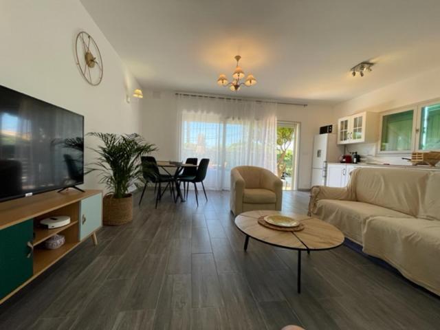 2 Pieces En Rdjardin Avec 2 Grands Terrasses Apartment Антиб Екстериор снимка